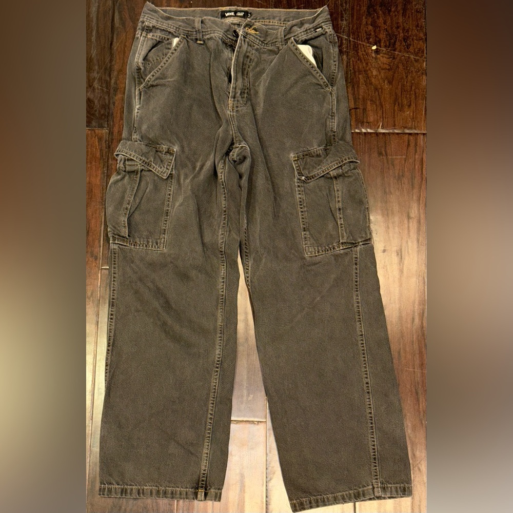 Lightly Worn Vans Men's Charcoal Cargo Pants